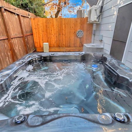Vila 1976 Accessiblegem Jacuzzi Sleep13 Chinatown 20Mins Dt Houston Exteriér fotografie