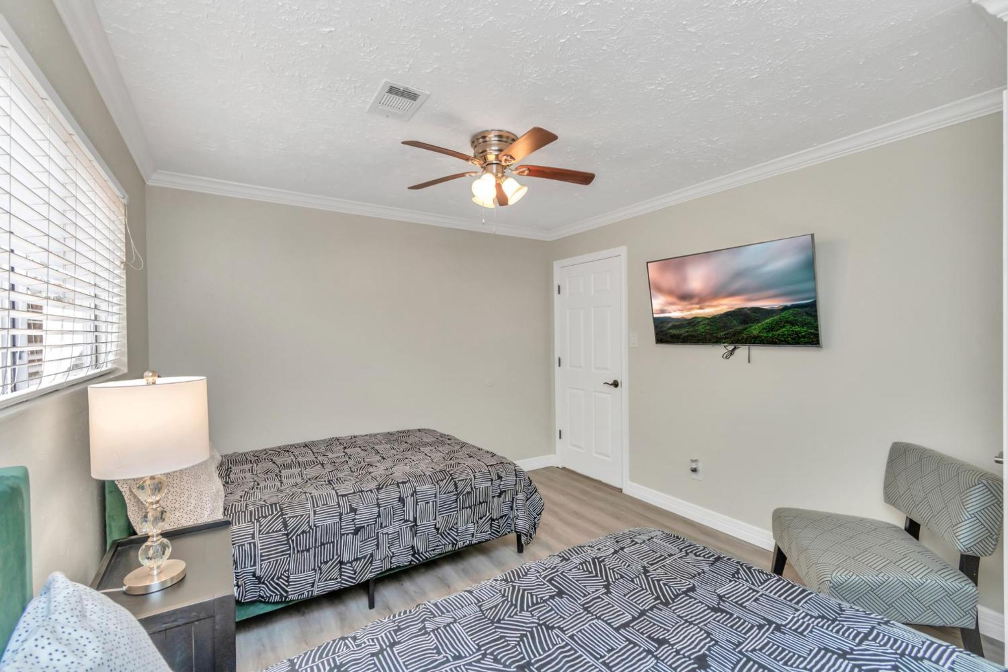 Vila 1976 Accessiblegem Jacuzzi Sleep13 Chinatown 20Mins Dt Houston Exteriér fotografie