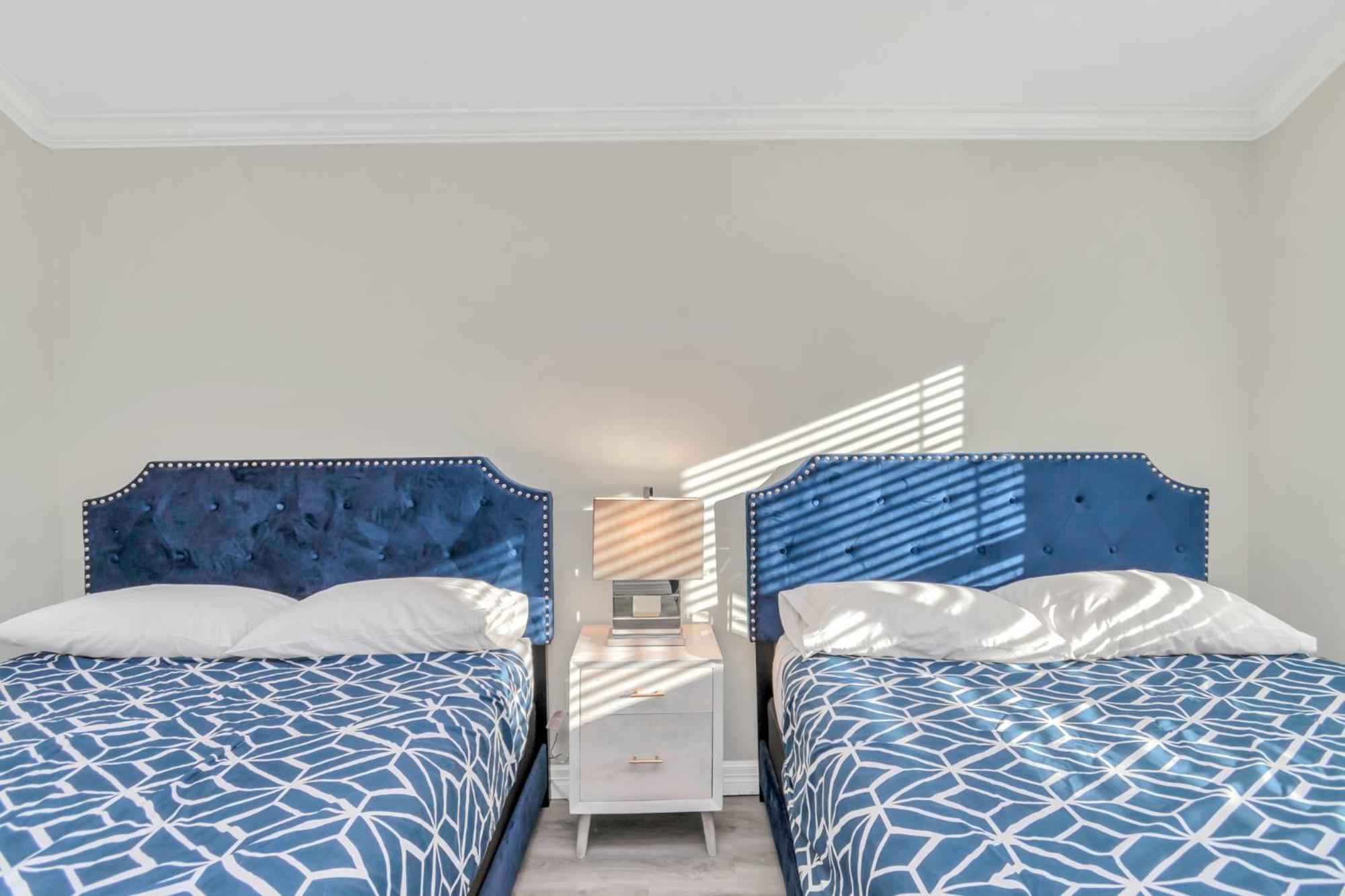 Vila 1976 Accessiblegem Jacuzzi Sleep13 Chinatown 20Mins Dt Houston Exteriér fotografie