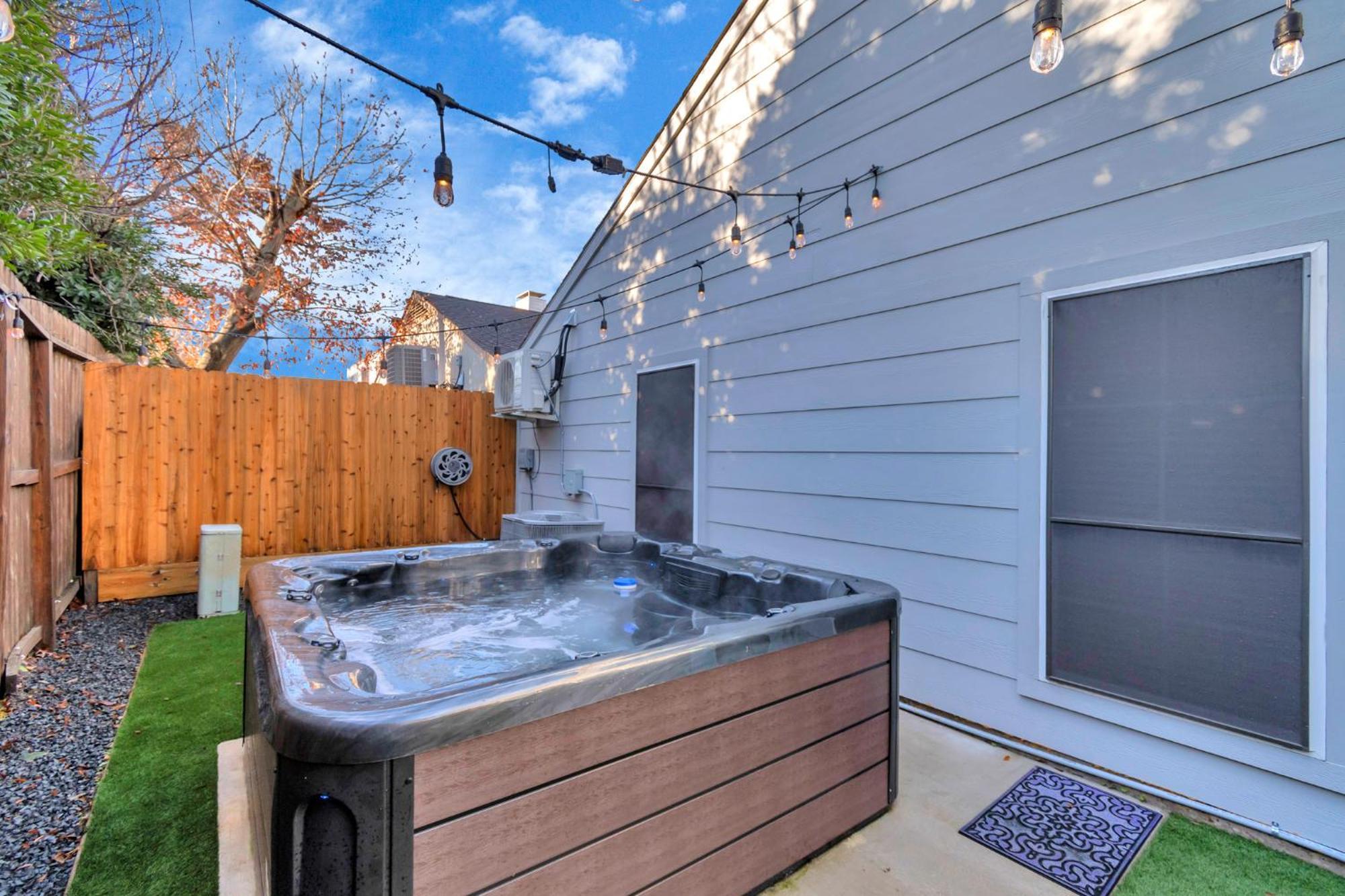 Vila 1976 Accessiblegem Jacuzzi Sleep13 Chinatown 20Mins Dt Houston Exteriér fotografie